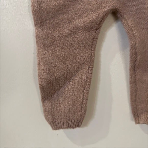 Old Navy- baby girl sweater set in blush pink- size 6-12 month - Picture 5 of 7